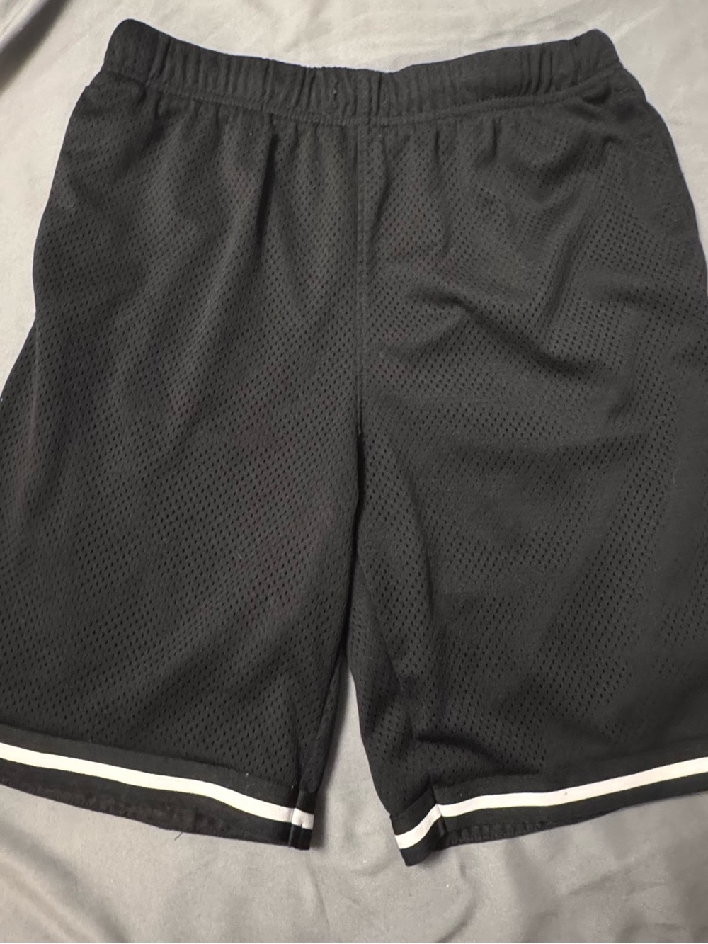 Source Unknown Black Mesh Kids Basketball Shorts with White Trim